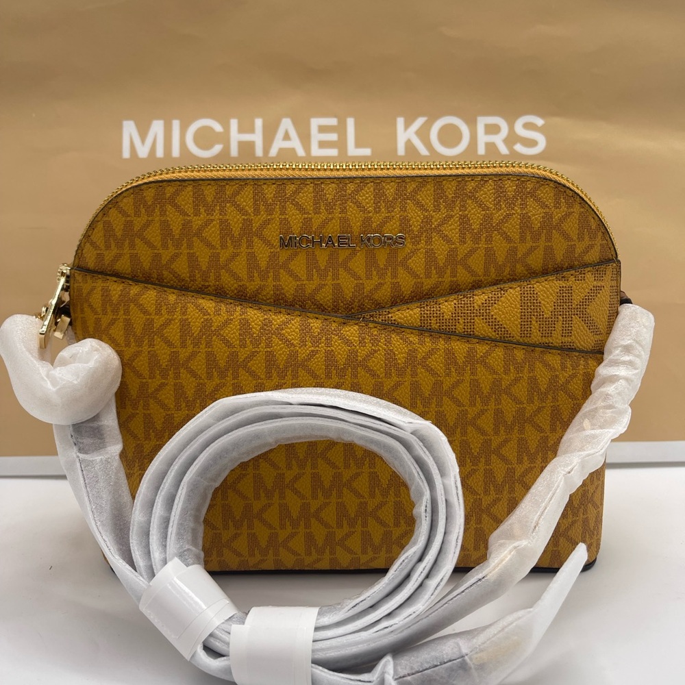 Michael Kors Jet Set Travel Md Logo Dome Crossbody XCROSS XBODY
Marigold 
NWT - Picture 6 of 16